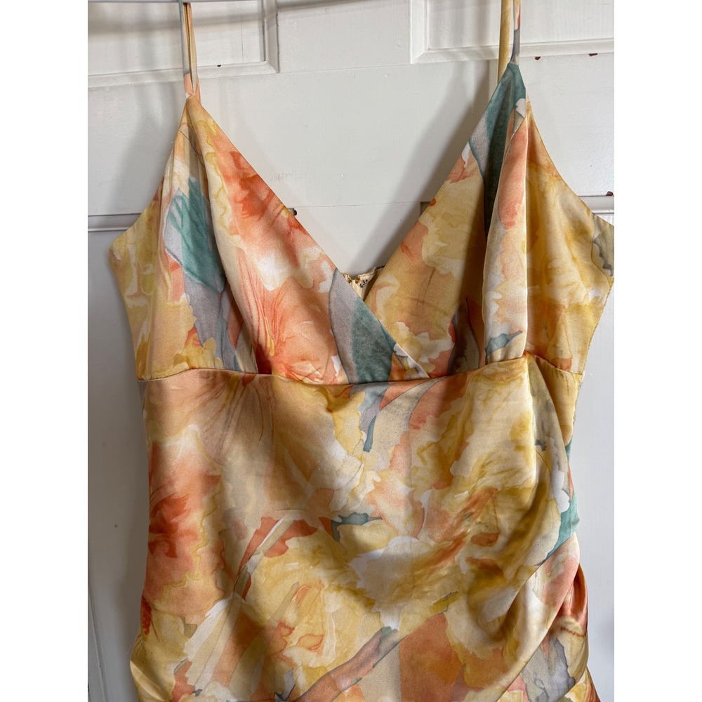 Bardot Kalani floral print satin high low midi dress size US 12 - Picture 3 of 12